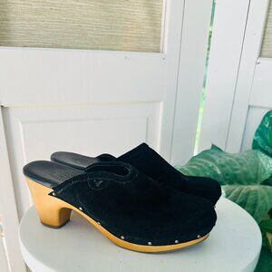 American Eagle Black Suede Clogs Women's Size 7 Festival Shoes Bohemian Hippie